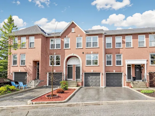 62 Wyatt Ln, Aurora, ON L4G 7E4