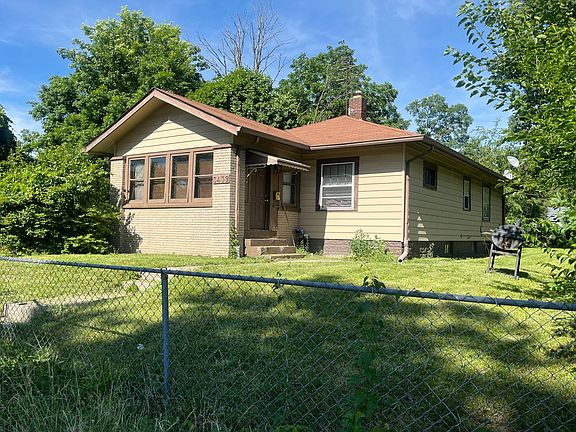 2nd image of 3439 N Euclid Ave