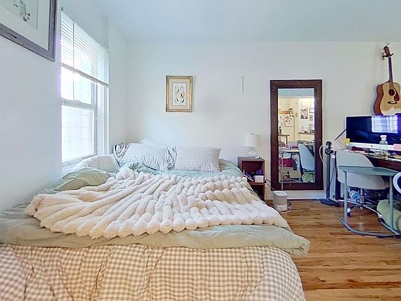 3rd image of 2632 N Mildred Ave #2634-4