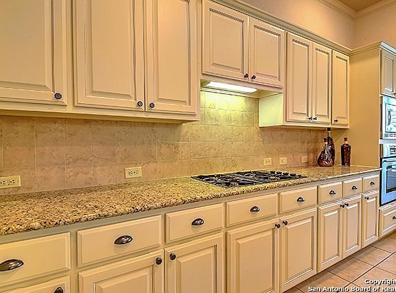 5th image of 3411 Albizi Way