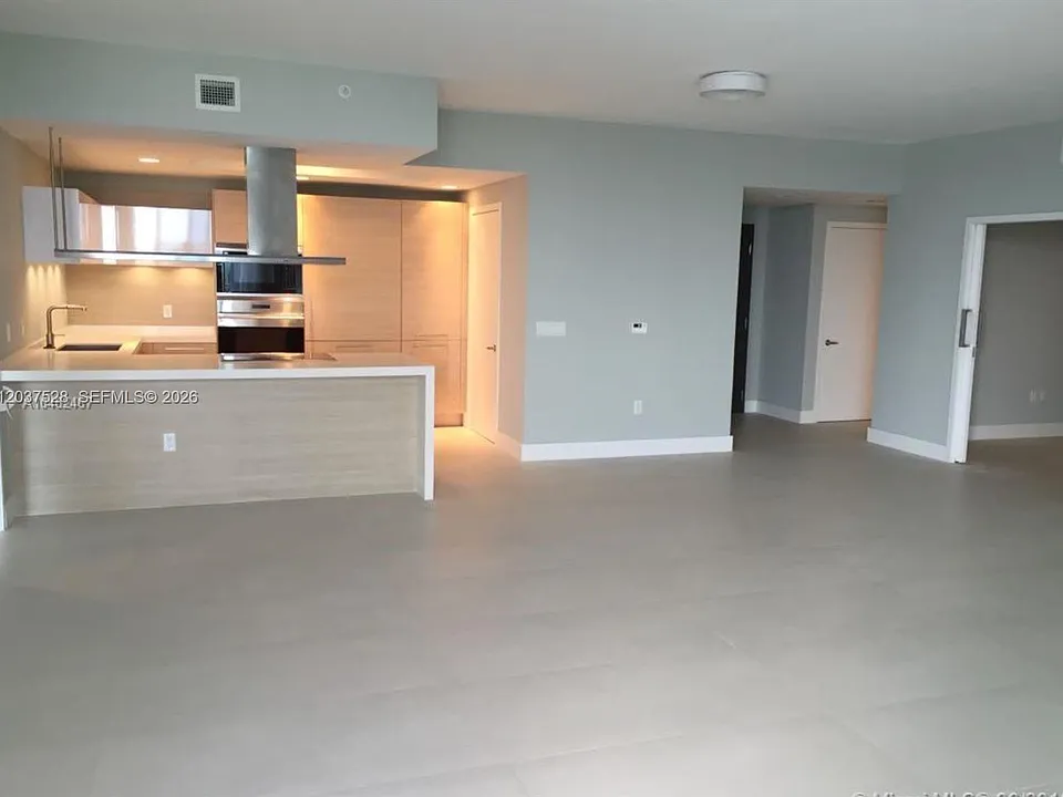 17301 Biscayne Blvd #1604