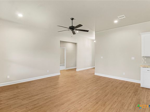 4th image of 1230 Madyson Ln