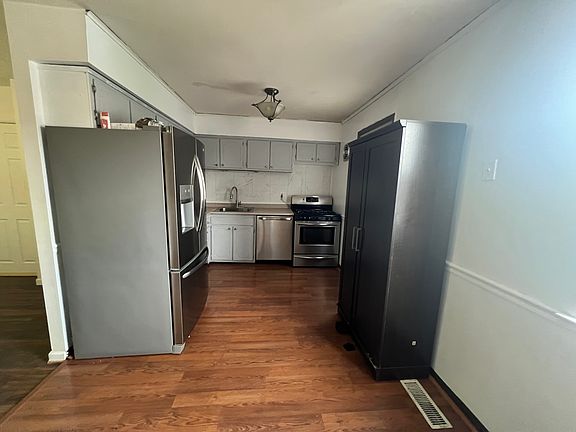 5th image of 107XX Philcrest St