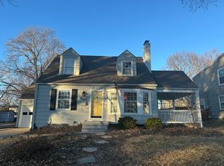 4022 W 73rd Ter, Prairie Village, KS 66208