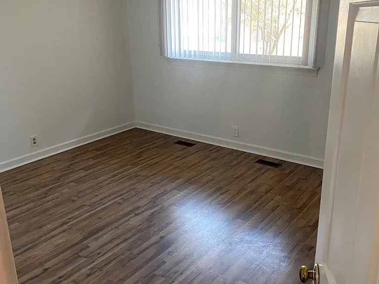 805 Gardner St — Photo 8