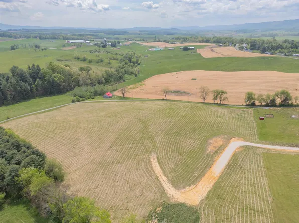 5362 Highland Rd, Dublin, VA 24084