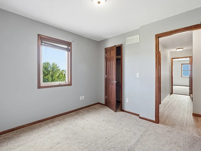 3632 Astoria Way — Photo 32