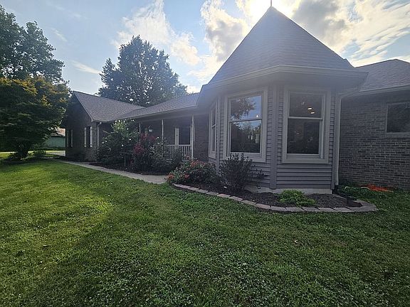 2nd image of 7511 Johnson Ln