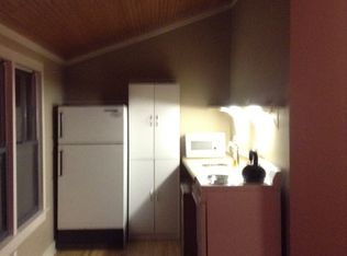 134 Rhodes Ln, Marietta, SC 29661