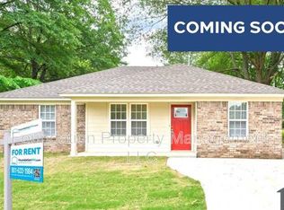 5006 Gill Rd, Memphis, TN 38109