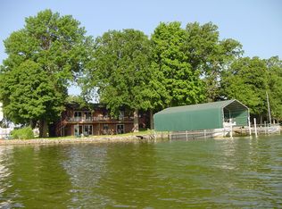 2066 Shorewood Ln, Mound, MN 55364
