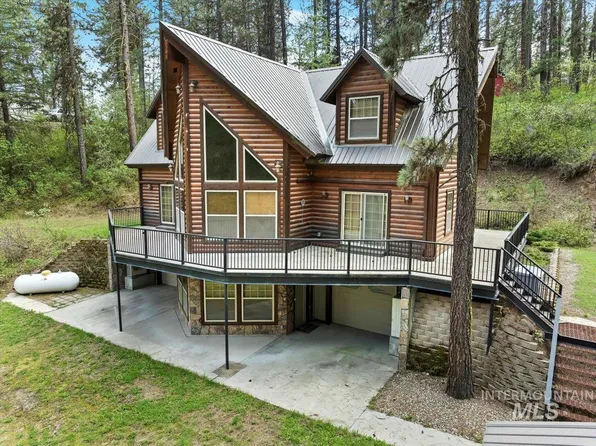 11 Forest Trl, Garden Valley, ID 83622