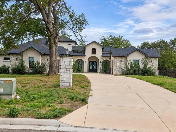 128 Gloria Blvd, Smithville, TX 78957