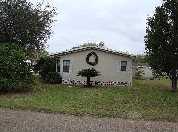 4th image of 15892 Orange Dr