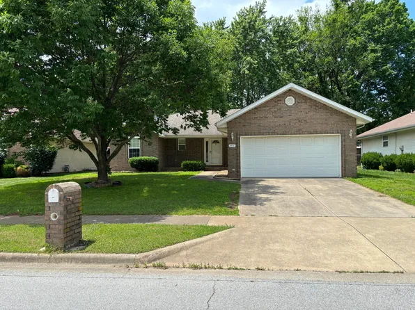 447 S Dexter Avenue, Springfield, MO 65802
