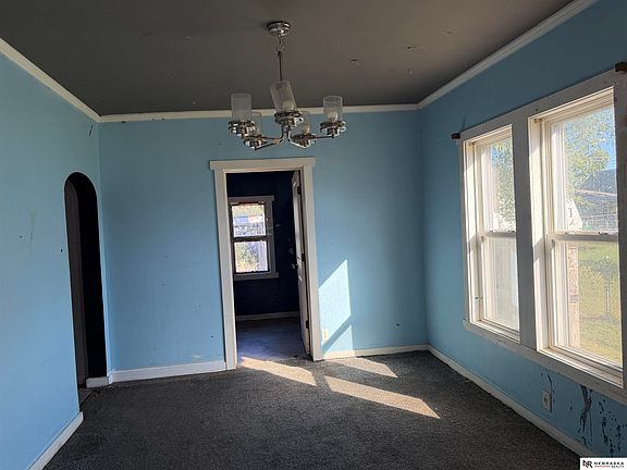 3rd image of 5101 S 40th St