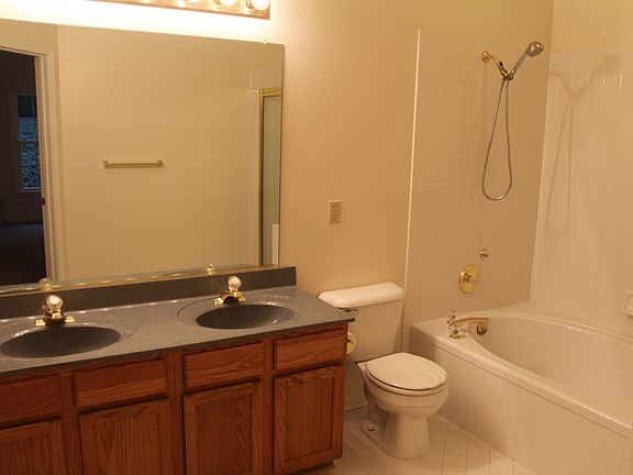 5th image of 4315 Turnberry Dr