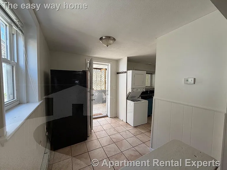 44 Lincoln St — Photo 11
