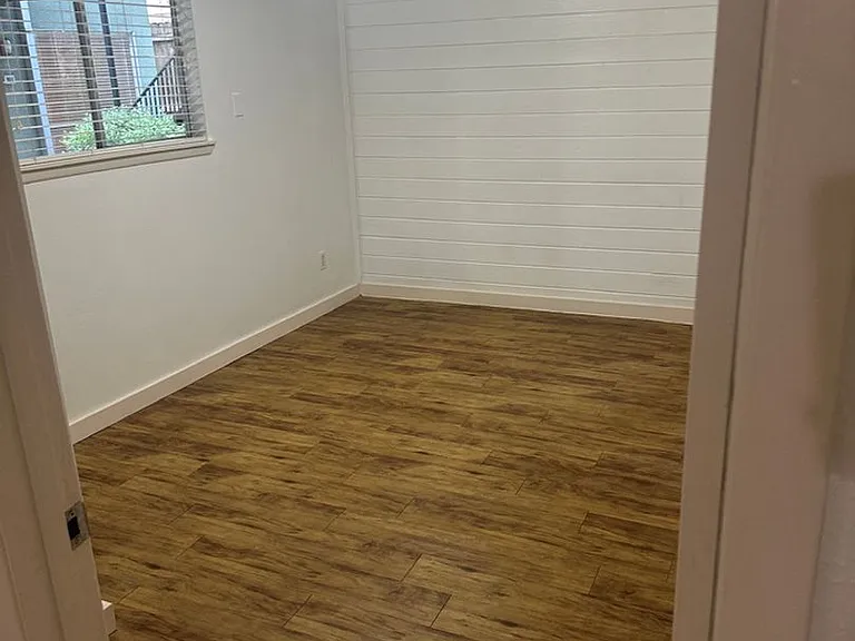 2200 San Gabriel St — Photo 6