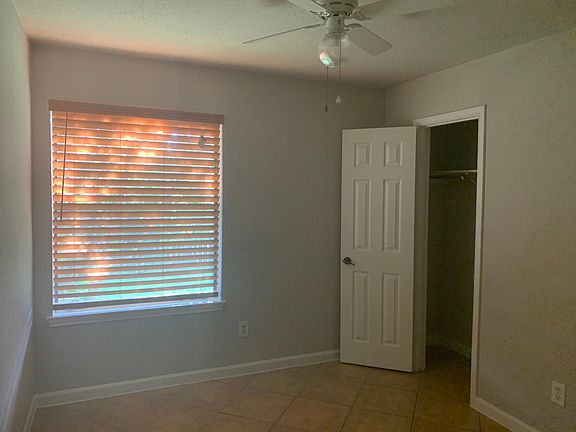 4th image of 13211 Greenstone