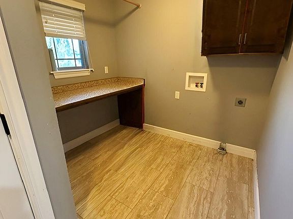 4th image of 4428 W Cloverleaf Terrace
