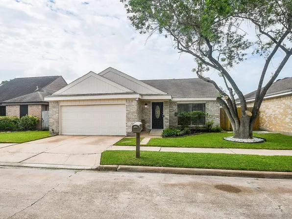 13507 Dripping Springs Dr, Houston, TX 77083