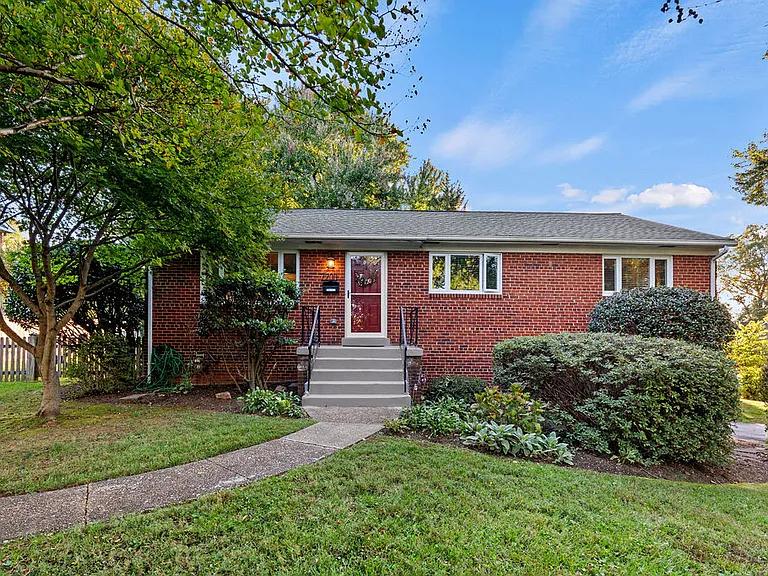 7200 Carol Ln — Photo 5