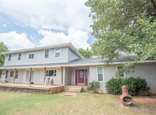 2125 Meadowview St, Alvarado, TX 76009