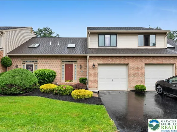 3711 Amherst Ct, Bethlehem, PA 18020