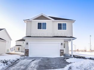 7313 17th St S, Fargo, ND 58104