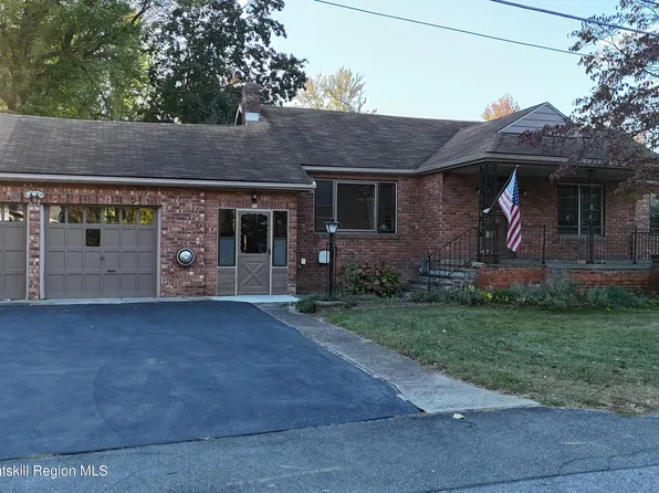 16 Bonavita Lane, Saugerties, NY 12477