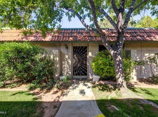 5627 S Doubloon Ct UNIT B, Tempe, AZ 85283