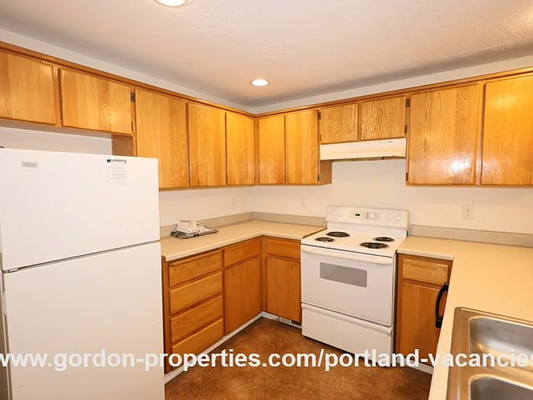 5254 SE 73rd Ave — Photo 8