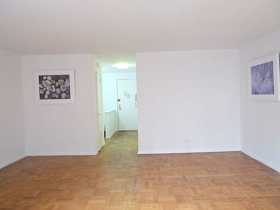 3rd image of 139 E 33rd St APT 4D