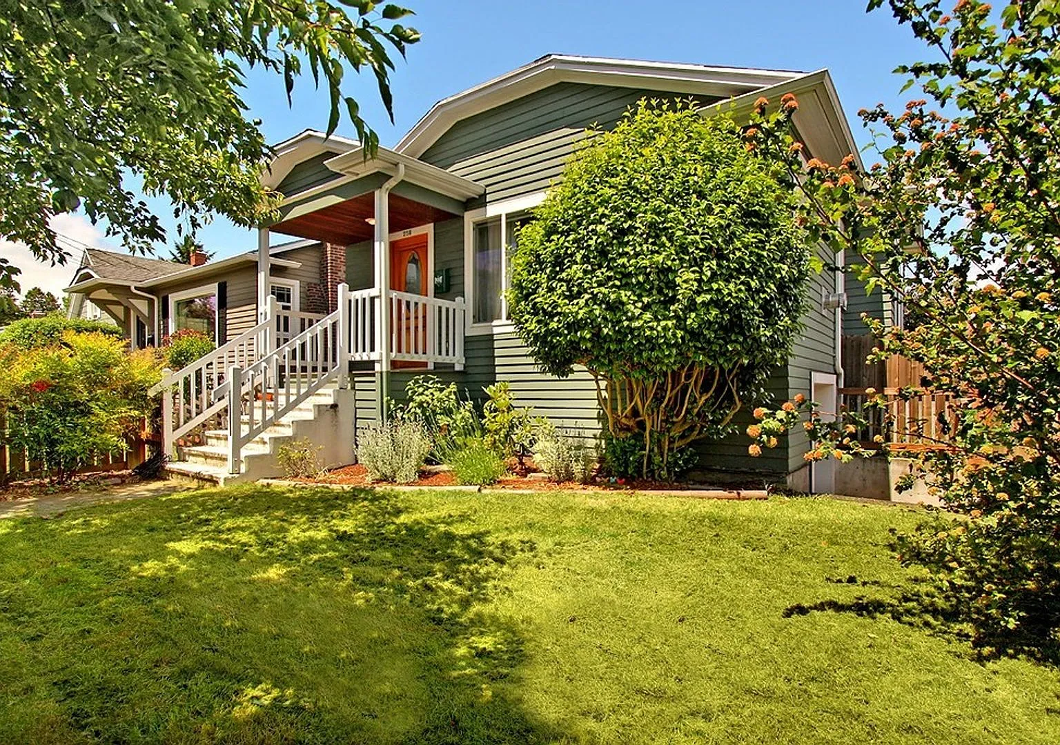Charming 3 Bedroom/2 Bath Craftsman Home for Lease in Phinney/Greenlake — Photo 1
