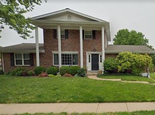 8936 Chasebury Ter, Saint Louis, MO