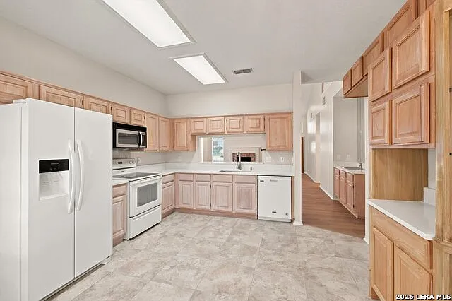 2118 Chittim Pass Dr — Photo 9