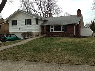 102 W Leslie Ln photo 1