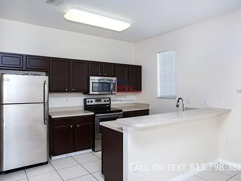 2522 Lexington Oak Dr — Photo 4