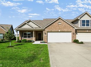 124 W Wind Chime Cir, Greenwood, IN 46143