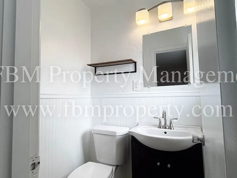 1408 Nichols St — Photo 14