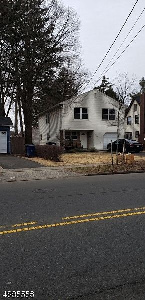 2nd image of 1142 Park Ave #44