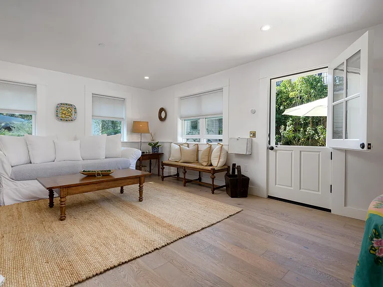 1703 Chapala St #A — Photo 13