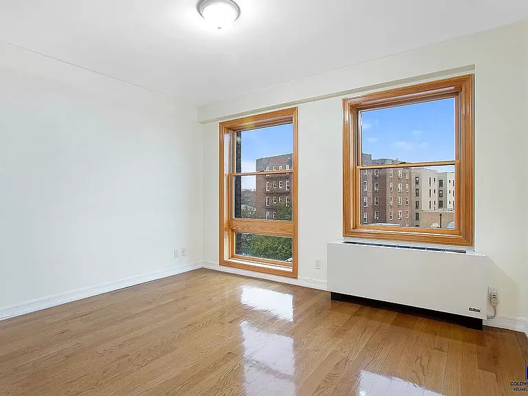 2120 Ocean Ave #7B — Photo 10