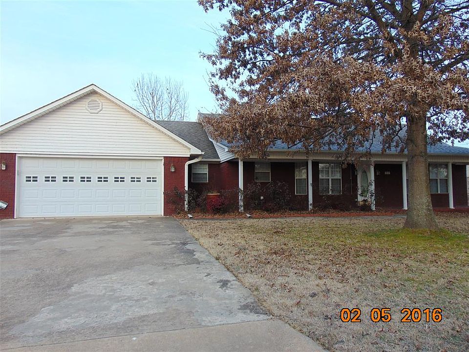1st image of 207 Cherokee Ln