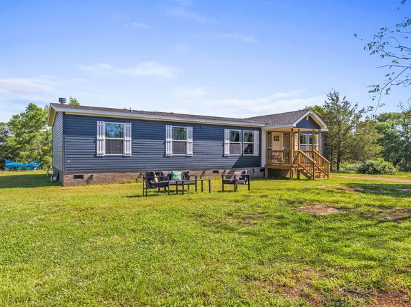 157 Pierce Ln, Gaffney, SC 29341