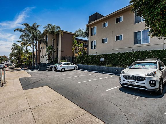 5th image of 4180 Louisiana St APT 3E