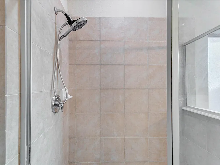 24314 Courtland Oaks St — Photo 23