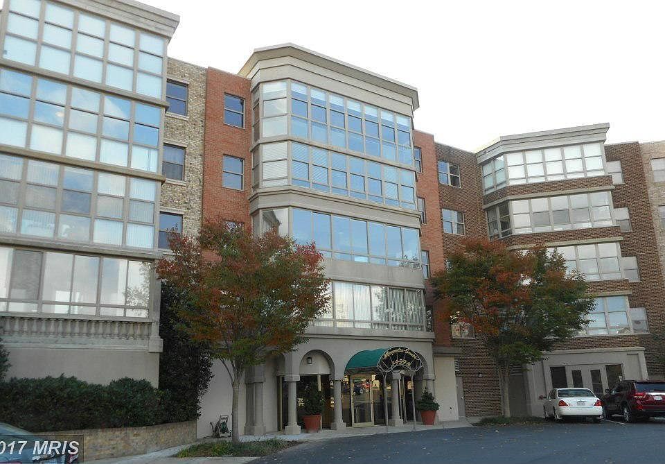 1st image of 19370 Magnolia Grove Sq Unit 406