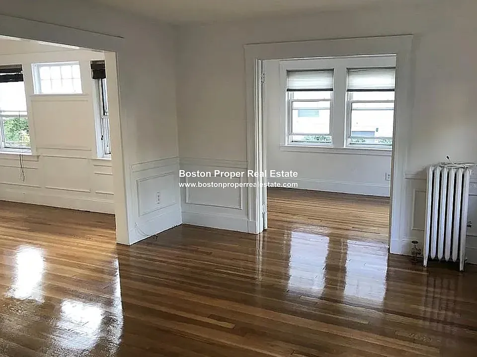 28 Trapelo St